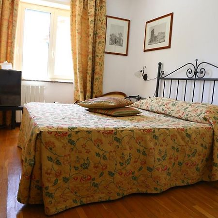 Tenuta Di Pietra Porzia Monte Porzio Catone Exterior foto