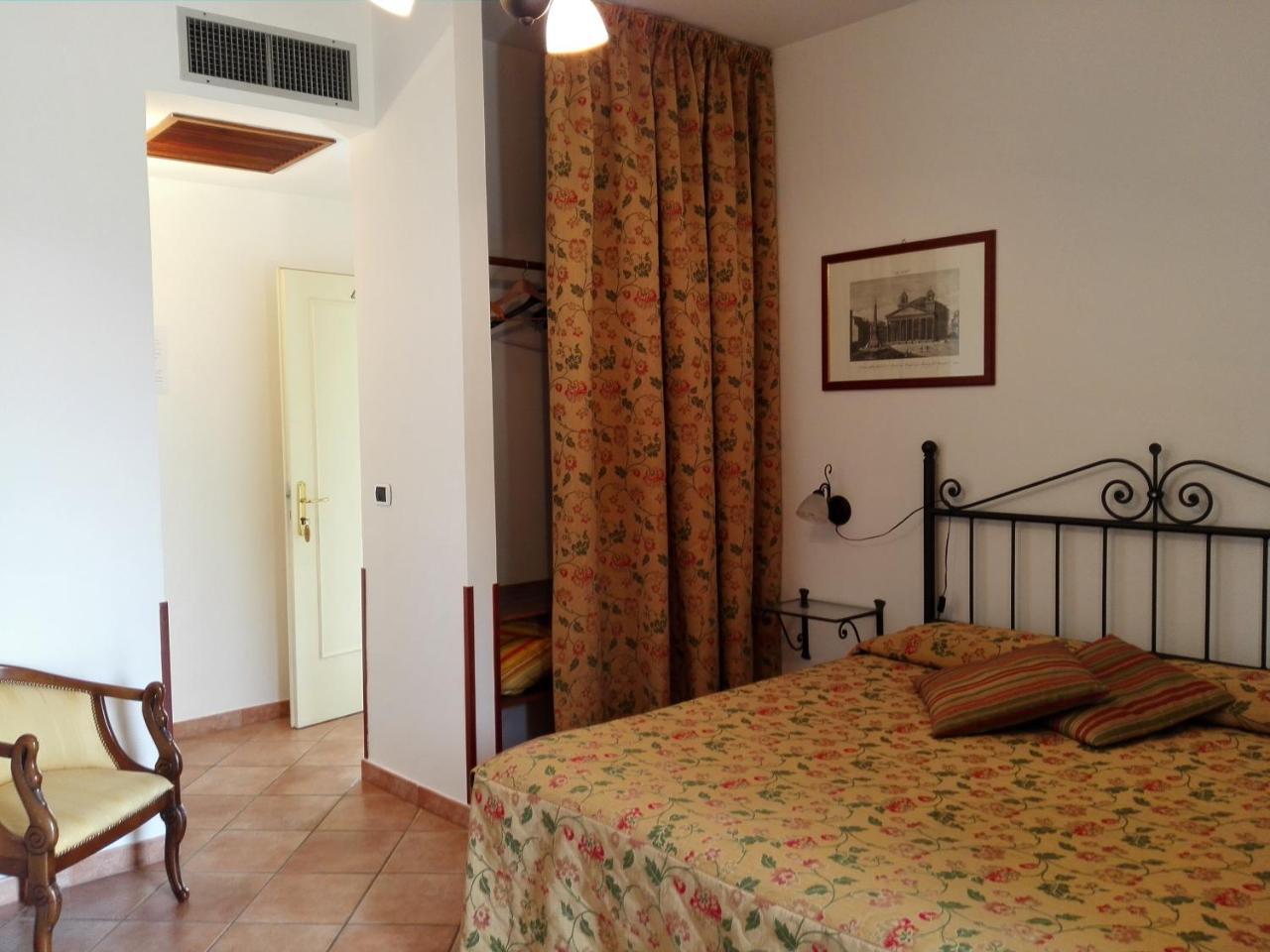 Tenuta Di Pietra Porzia Monte Porzio Catone Exterior foto