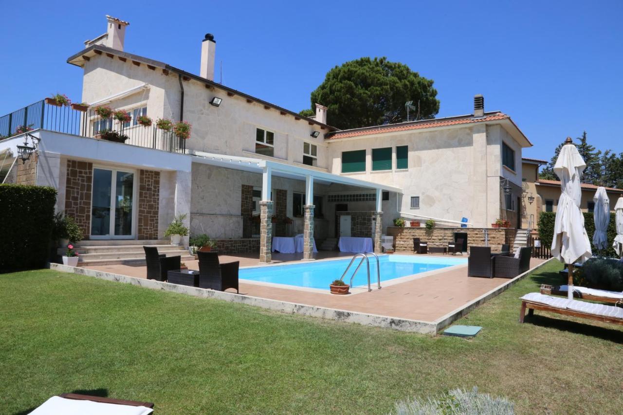 Tenuta Di Pietra Porzia Monte Porzio Catone Exterior foto