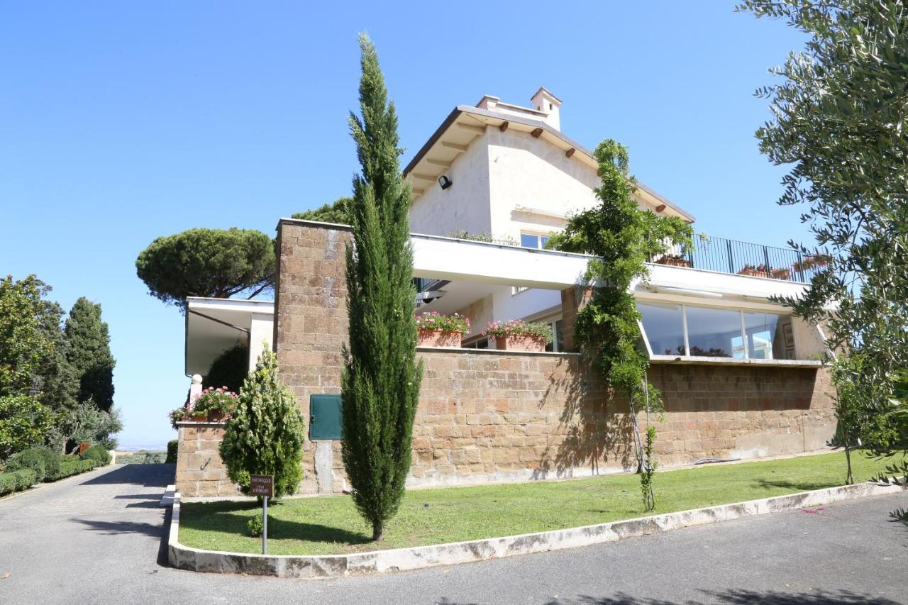 Tenuta Di Pietra Porzia Monte Porzio Catone Exterior foto