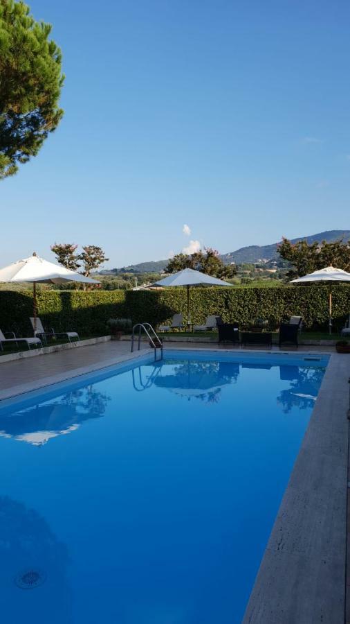 Tenuta Di Pietra Porzia Monte Porzio Catone Exterior foto